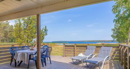 3 bedroom nice home in Byxelkrok