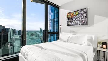 Apartment | 2 bedrooms, iron/ironing board, bed sheets