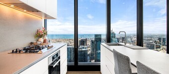 Stylish City Apartment With Expanding City Views