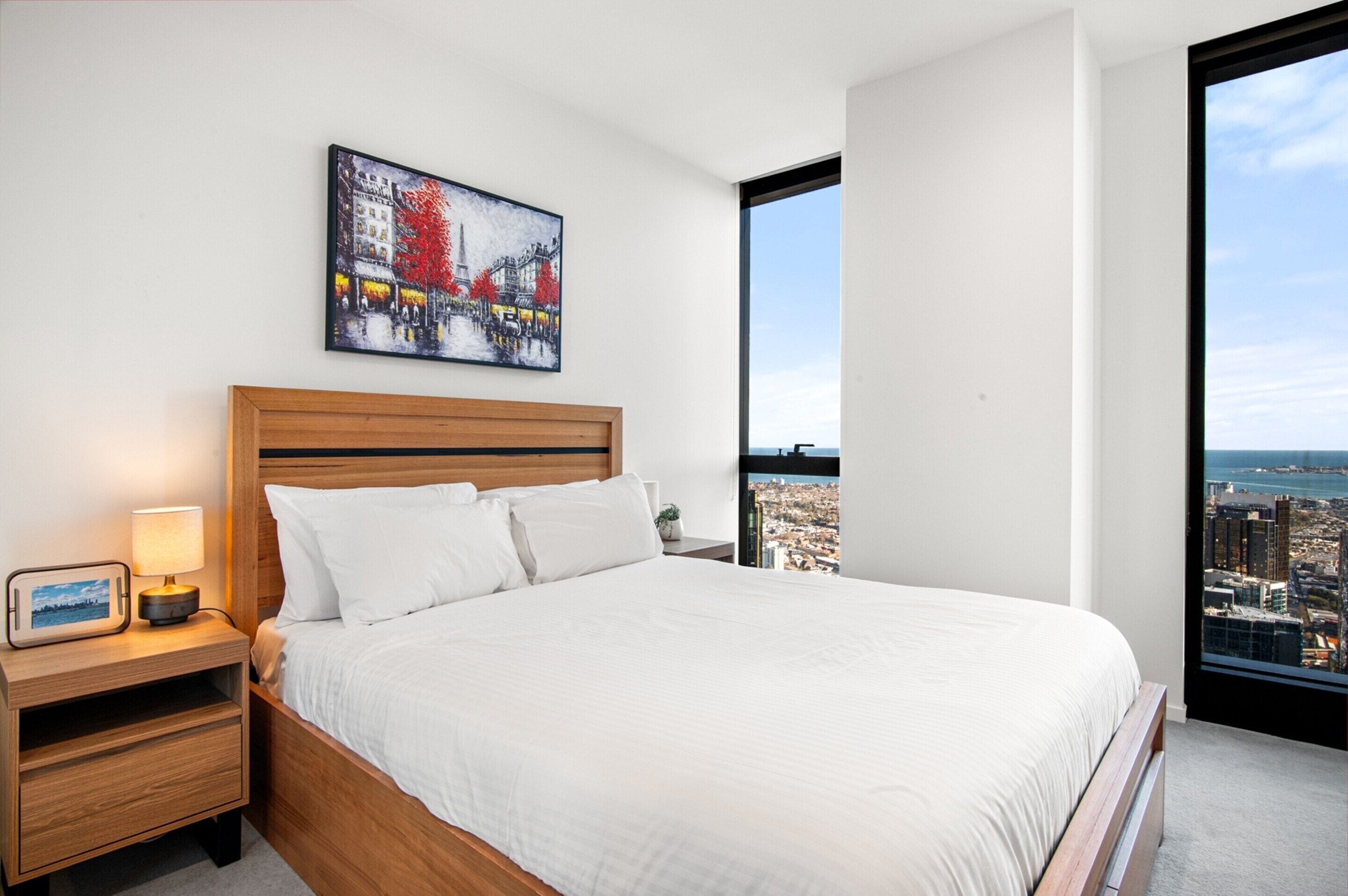 2 chambres, fer et planche à repasser, draps fournis