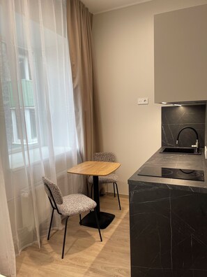 Espaço de trabalho para notebook, Wi-Fi de cortesia