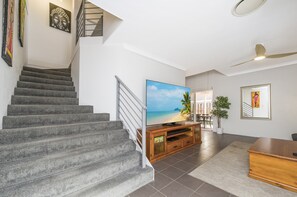 Apartment | Living room