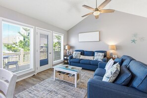 Smart TV - Ocean Sands 626D: Oceanside, Community Pool, Close to Beach Access (Corolla)