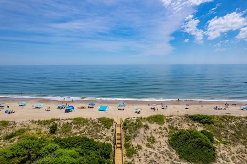 Salty Blue Hen: Oceanside, Community Pool, Close to Beach Access
