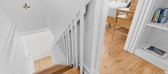 Stylish 2-bed Home Steps From Henley Beach