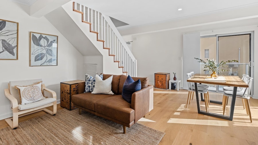 Stylish 2-bed Home Steps From Henley Beach