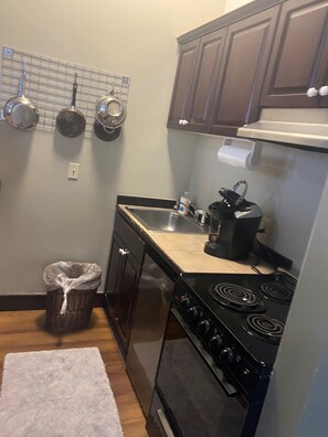 Private kitchen - Enchanting hotel suites with AC in vibrant Seattle . (Seattle)