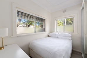 Leilighet | 2 soverom, strykejern/-brett og sengetøy