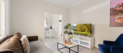 Apartment | Living room