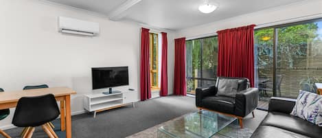 Apartment | Living room