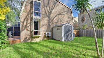 ์ํํธ | ์ธ๊ด