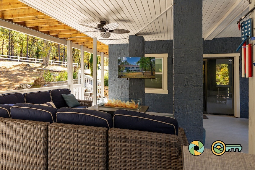 Bluestone Court | Pool, Hot Tub, Fabulous Outdoor Living! - Virginia