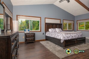 4 bedrooms, free WiFi, bed sheets
