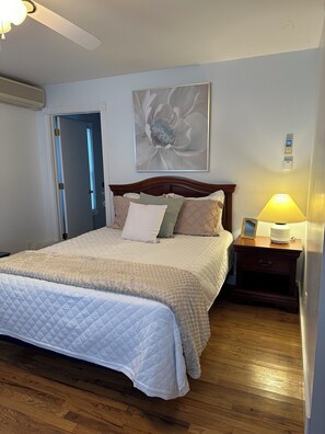 Bügeleisen/Bügelbrett, WLAN, Bettwäsche