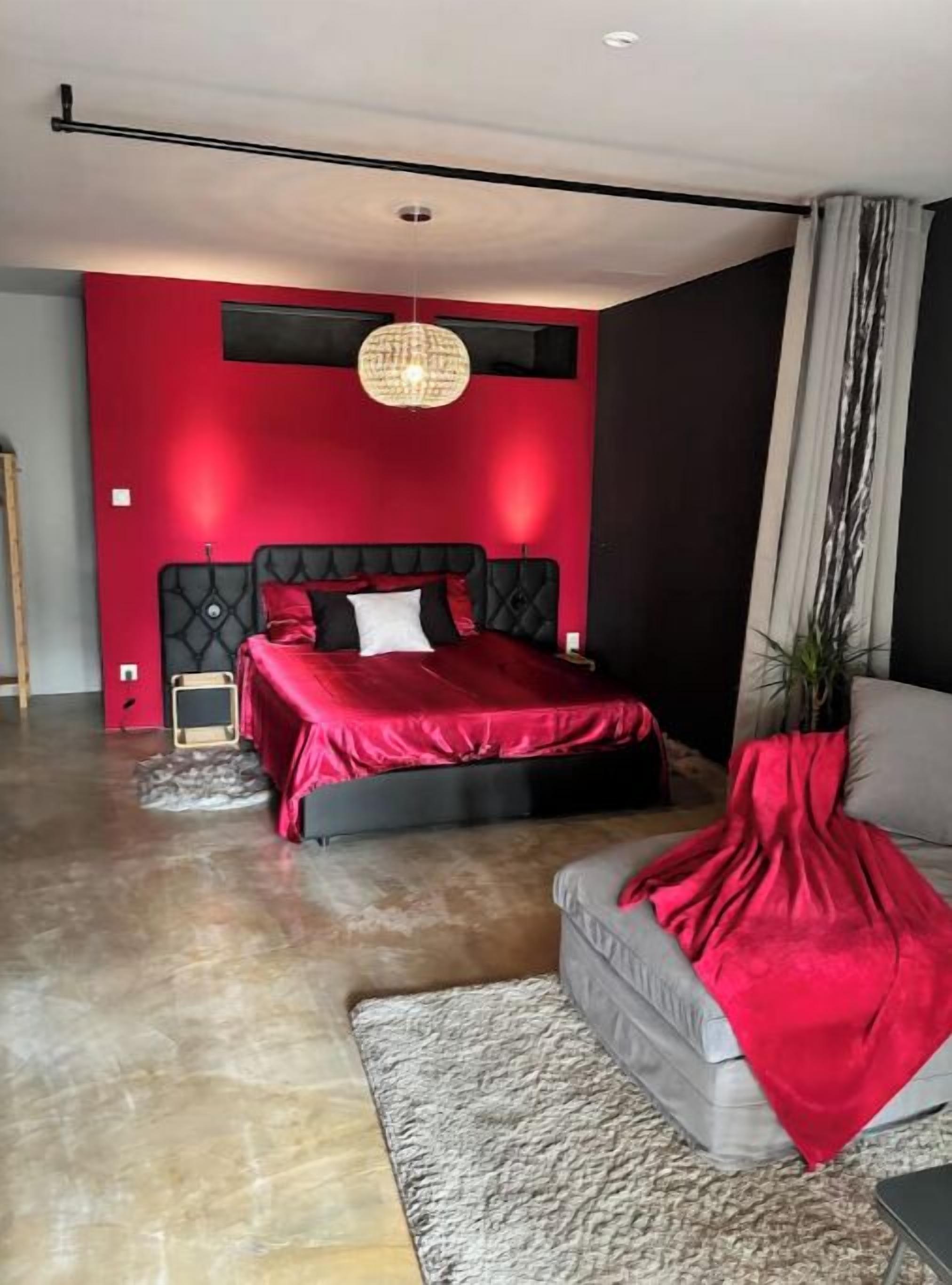 1 soveværelse, strygejern/strygebræt, sengetøj