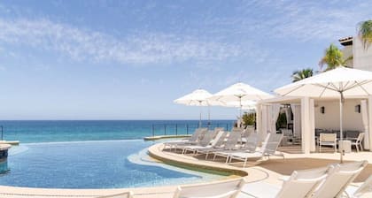 Oceanfront, Infinity Pool, Vera-Neo Beach Club/Gym