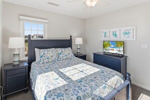 3 bedrooms, iron/ironing board, free WiFi, bed sheets