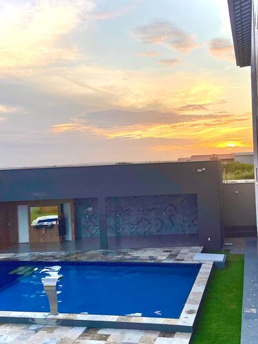 Grace Palace: Brand new, fully furnished apartment.