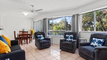 Apartment | Living area