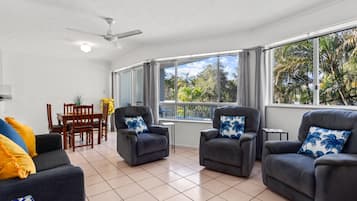 Apartment | Living area