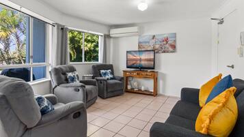 Apartment | Living room