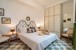 2 sovrum, strykjärn/strykbräda, resesäng och gratis wi-fi