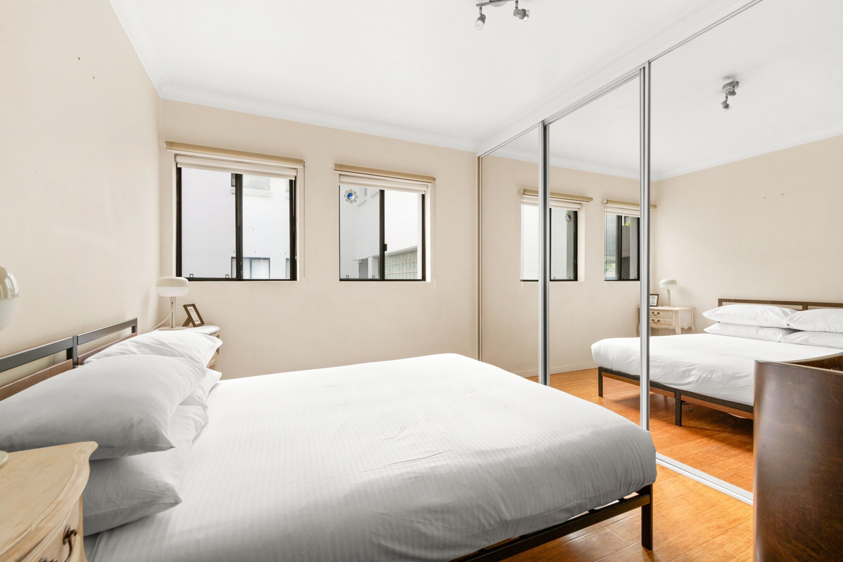 Apartment | 2 bedrooms, iron/ironing board, bed sheets