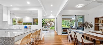 Spacious 3-bed Home With Patio Near Beach