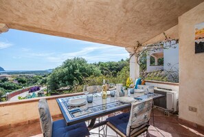 Apartment | 2 bedrooms - Belvedere With A Stunning View (Loiri Porto San Paolo)