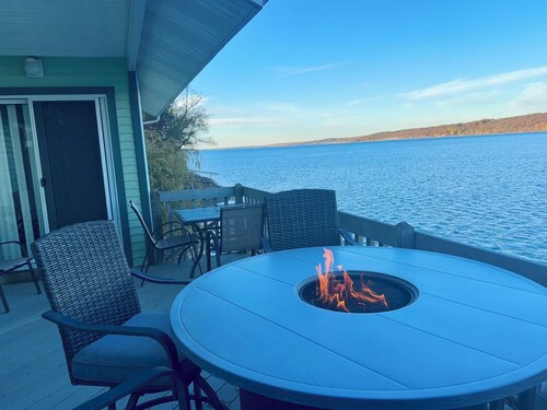 Owasco Lake Escape/ FingerLakes
