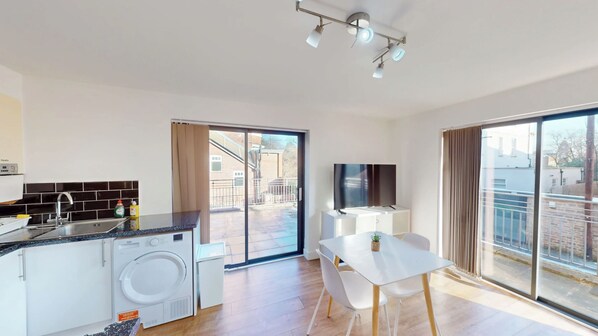 Microwave, oven, stovetop