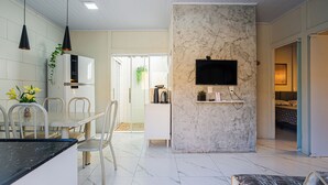 Ảnh chưa phân loại, 5 trong số 34 ảnh, nút