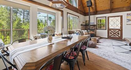 The Lodge 108-Family & Pet Friendly Ski Cabin