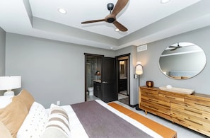 Silitysrauta/-lauta, ilmainen Wi-Fi, vuodevaatteet