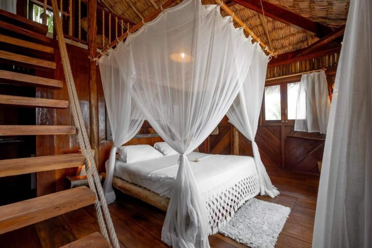 Familien-Ferienhütte, Meerblick, Meerseite | Schreibtisch, laptopgeeigneter Arbeitsplatz, Bügeleisen/Bügelbrett