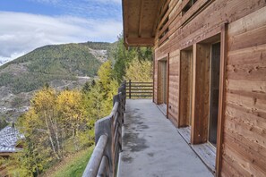 4 عدّة غرف نوم