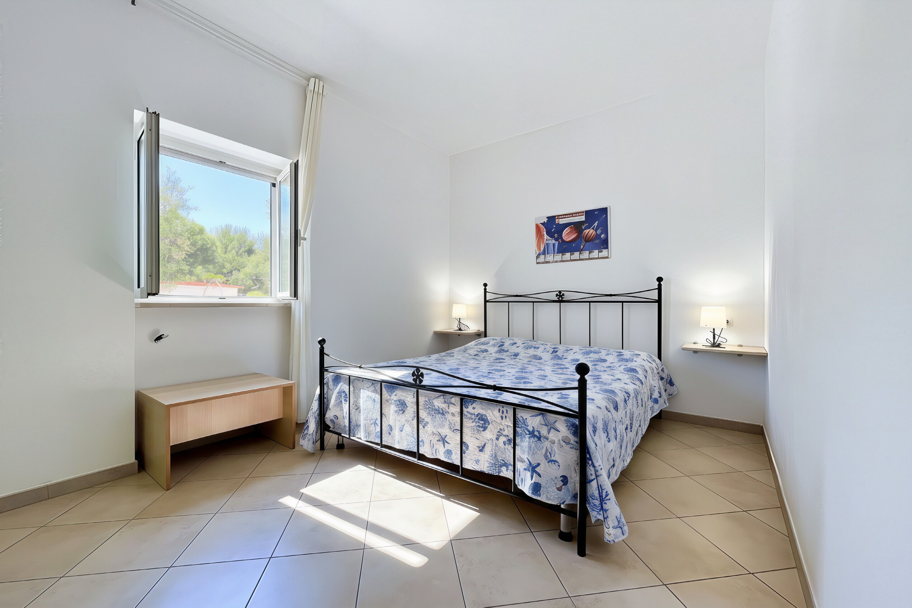 1 camera, Wi-Fi, lenzuola