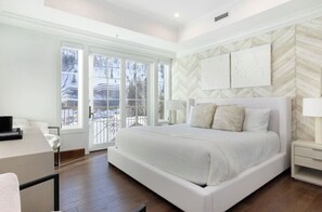 3 chambres, fer et planche à repasser, Wi-Fi, draps fournis