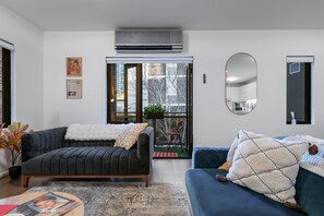 Apartment | Living area