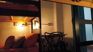 1 - Dormitório compartilhado misto - Térreo | Free WiFi