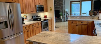 Vacation Home Near Golf Course Hiking Sleeps 20