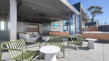 Apartment | Terrace/patio