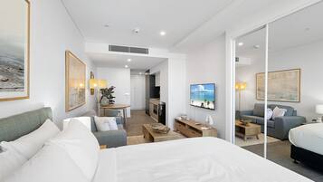 Apartment | 1 bedroom, iron/ironing board, bed sheets