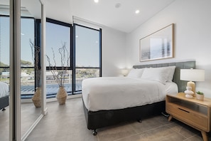 House | 1 bedroom, iron/ironing board, bed sheets