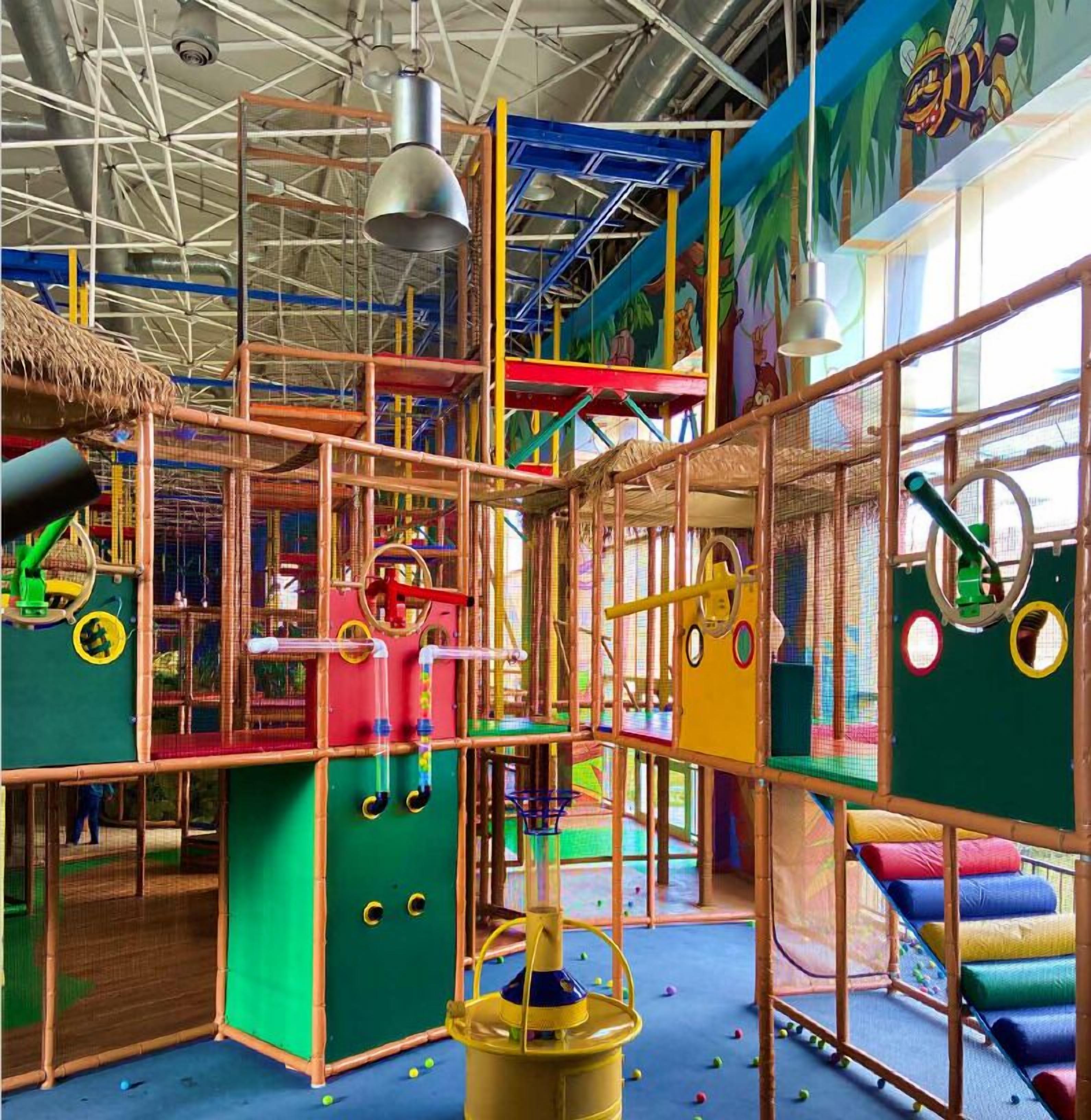 منطقة لعب الأطفال - خارجية