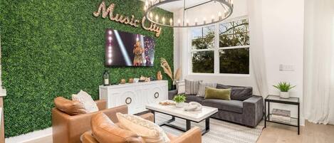 Smart TV, offices