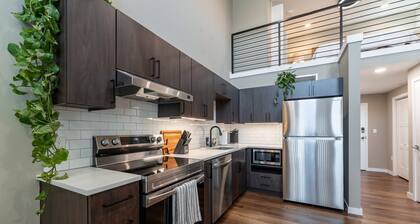 Elevate Your Stay in Our Stunning Loft with 17-Foot Ceilings