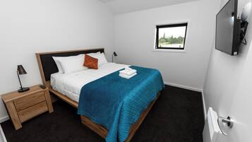 Apartment 2 - 2 bedrooms (2x king beds) | Free WiFi