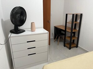 2 Schlafzimmer, Schreibtisch, kostenloses WLAN, Bettwäsche