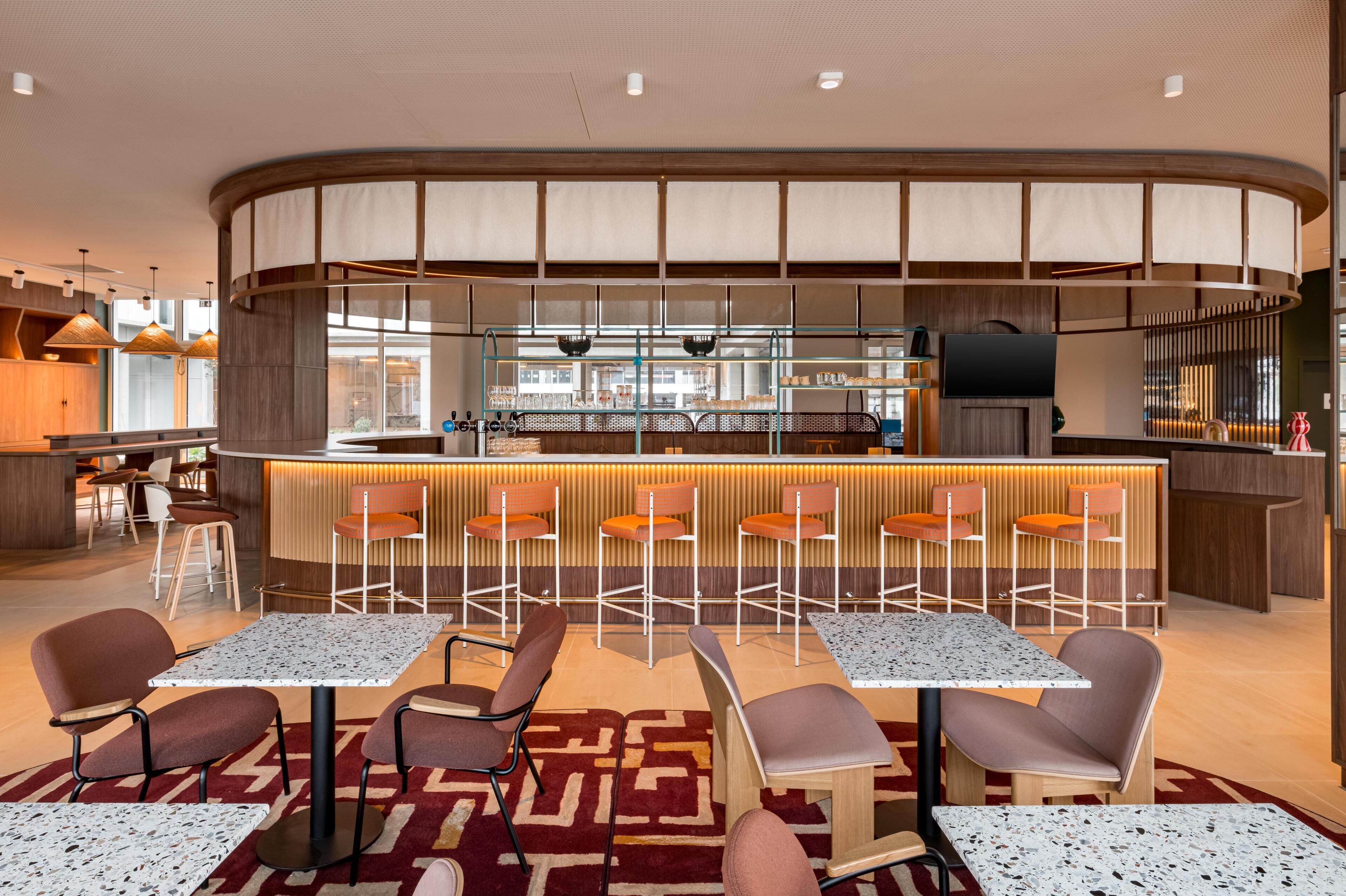 酒吧（店内）